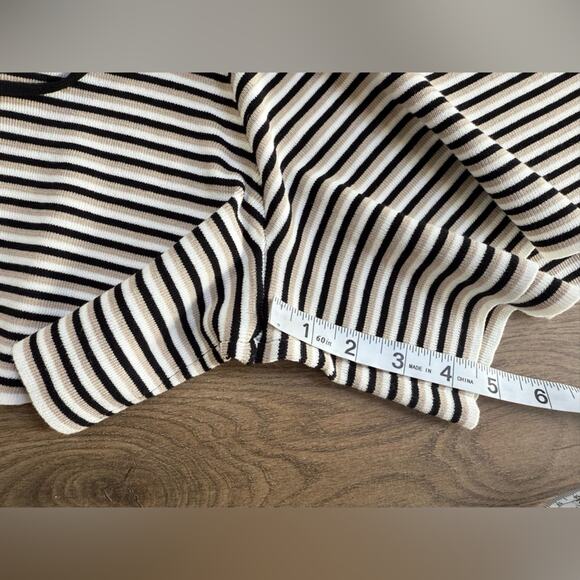 NWT Monrow Easy Stripe Knit Sweater Shorts Size Large - Picture 11 of 11